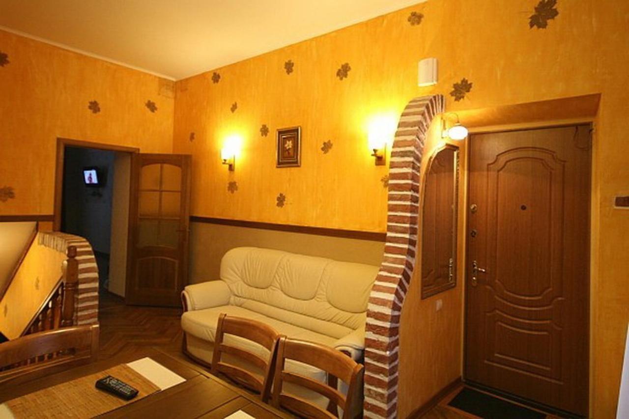 Park And Opera Apartment
